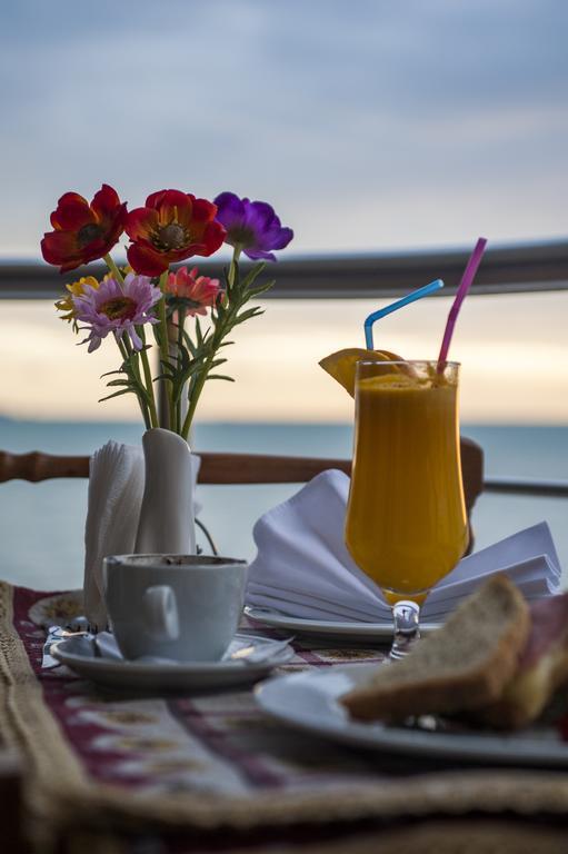 Vila Verde Beach Hotel Hotell
